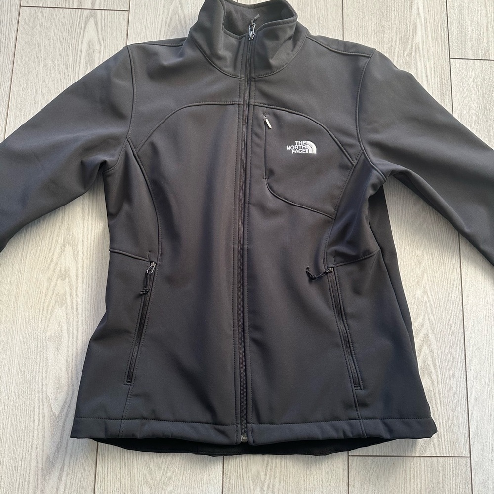 The North Face Women's Black Ski Jacket medium